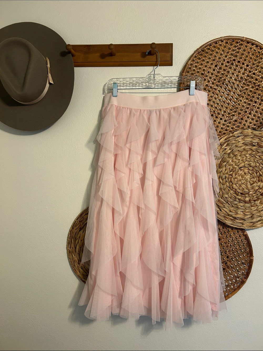 Macy’s Brand On 34th Pink Layered Tulle Midi Skirt Size Large